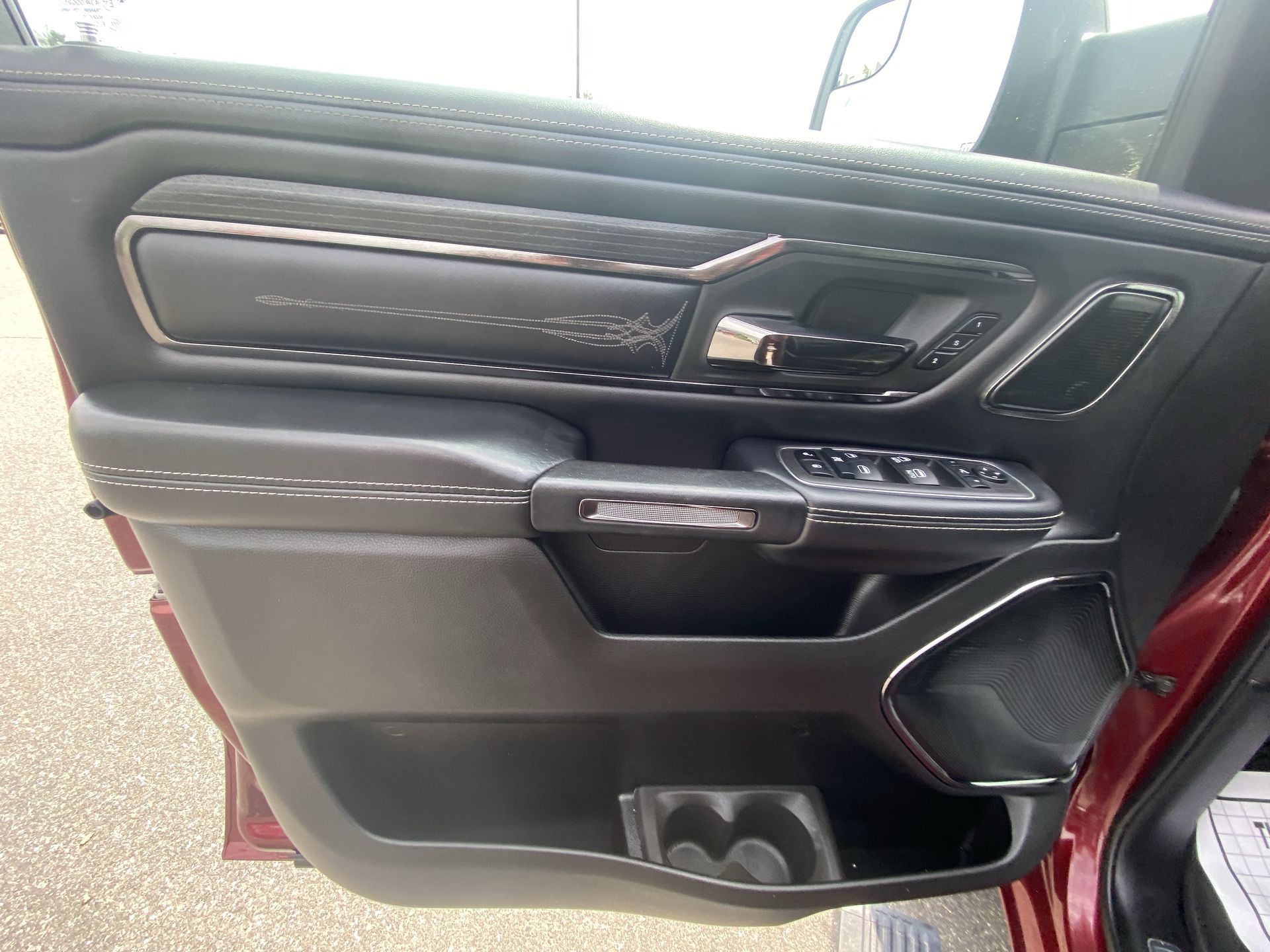 2024 RAM Ram 1500 Pickup Limited - Photo 13