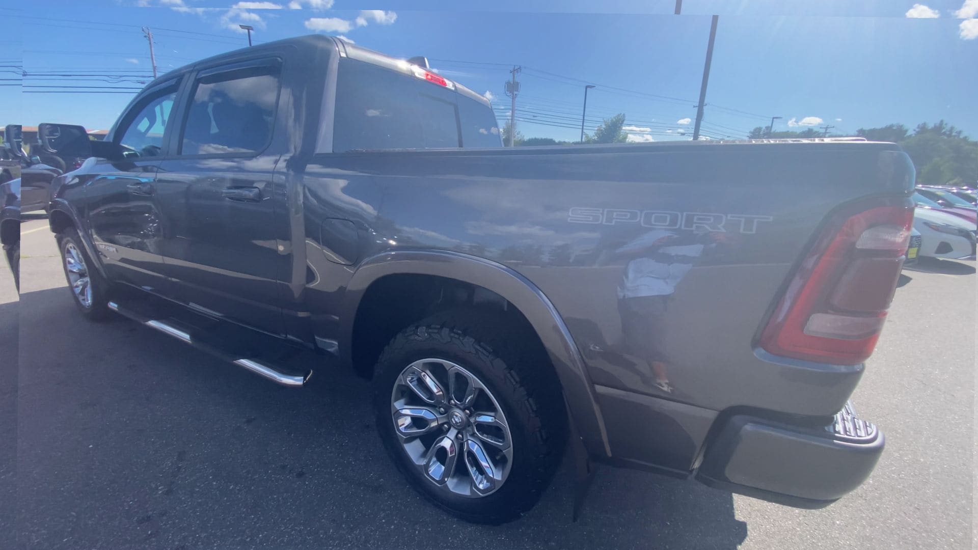 2020 RAM Ram 1500 Pickup Laramie - Photo 8