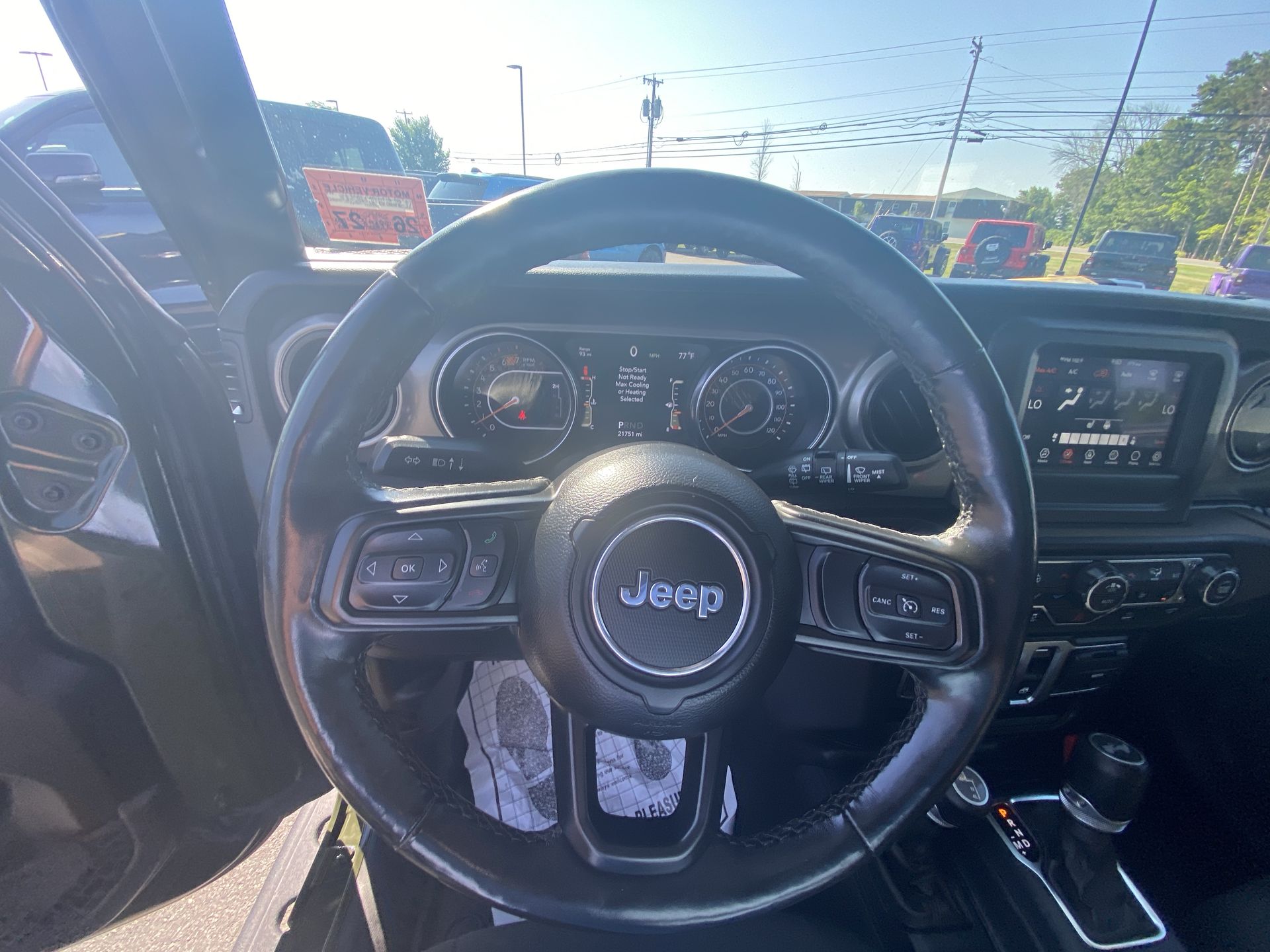 2021 Jeep Wrangler Willys - Photo 14