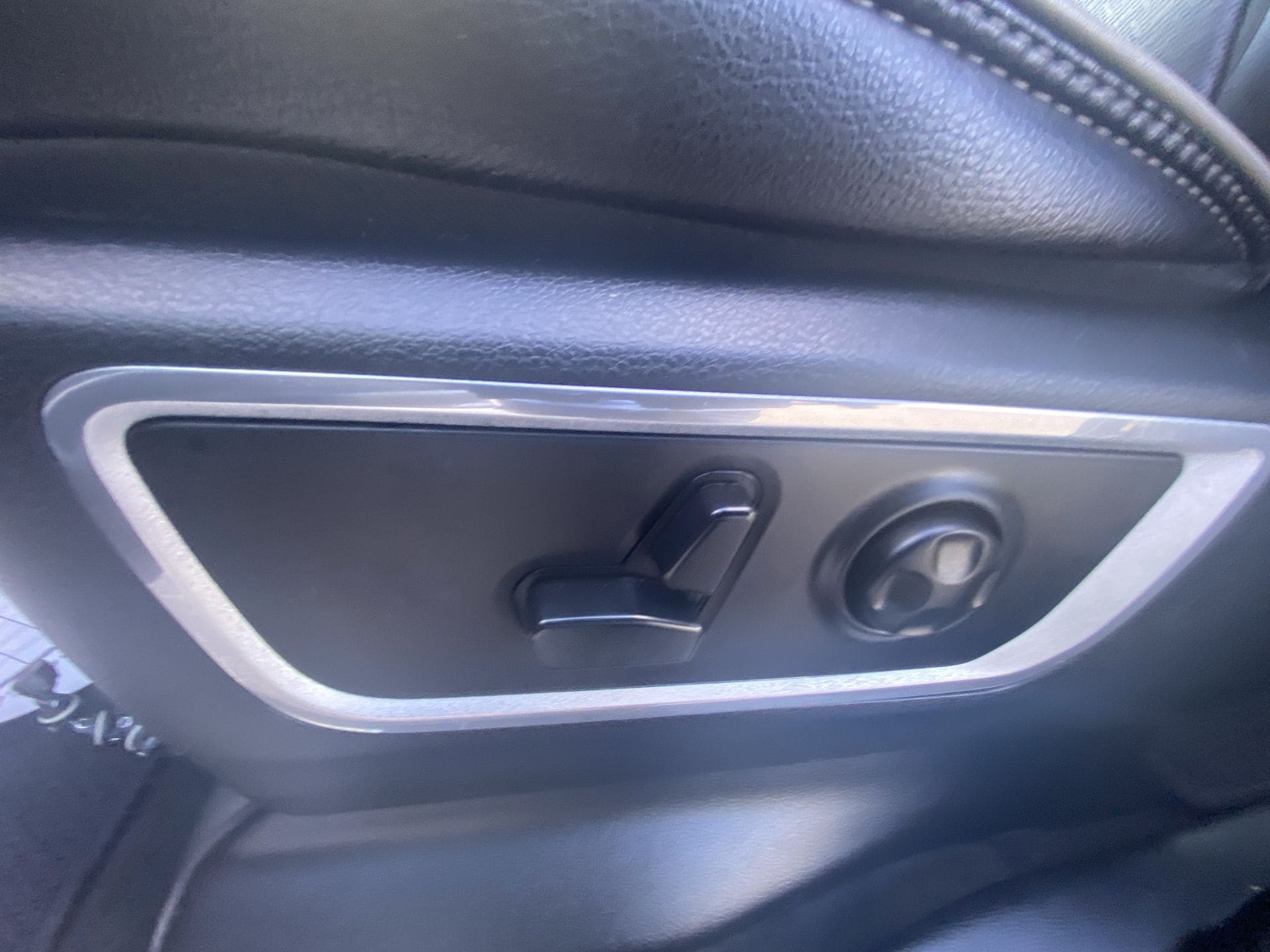 2020 RAM Ram 1500 Pickup Laramie - Photo 12