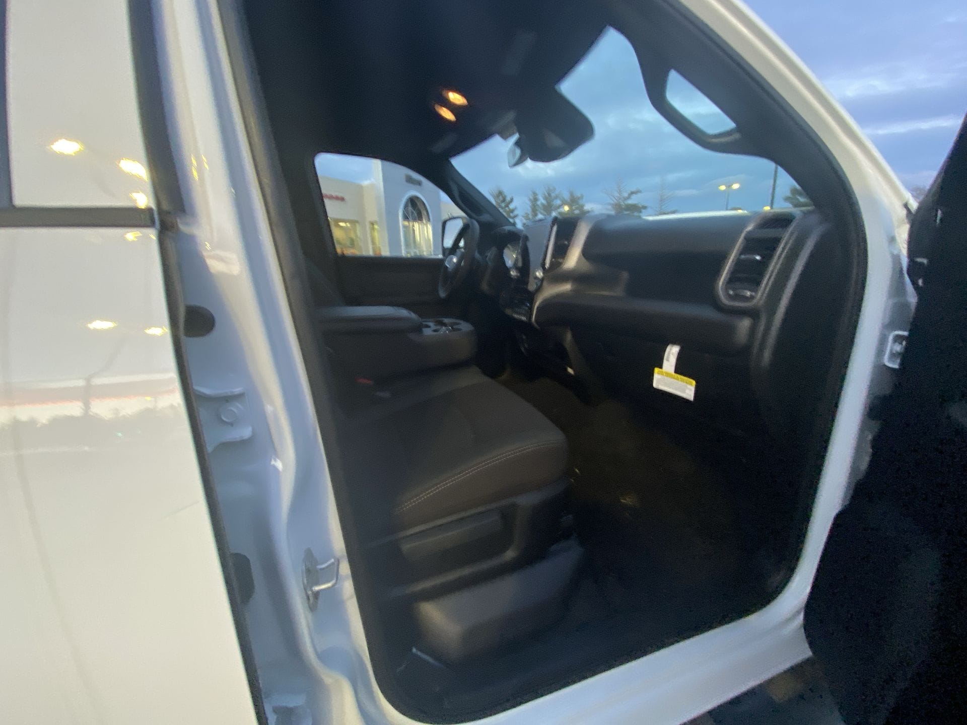 2026 RAM 2500 Tradesman - Photo 23