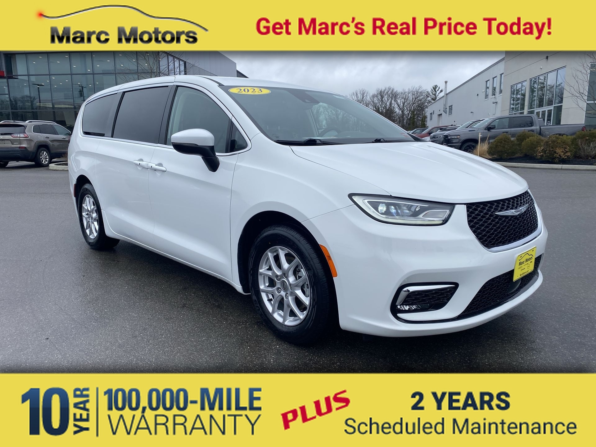 2023 Chrysler Pacifica Van Passenger Van 