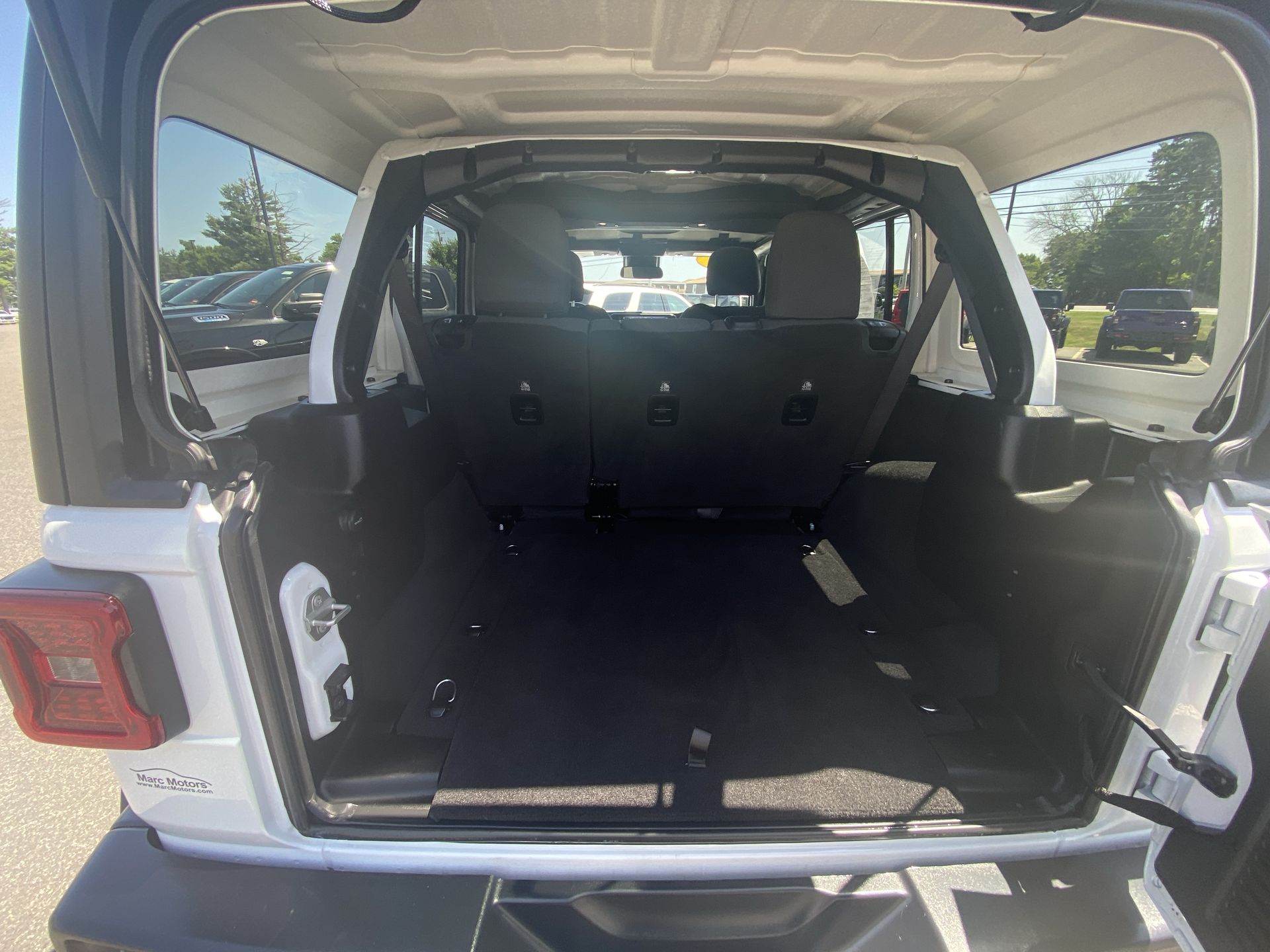 2025 Jeep Wrangler 4-Door Rubicon - Photo 22
