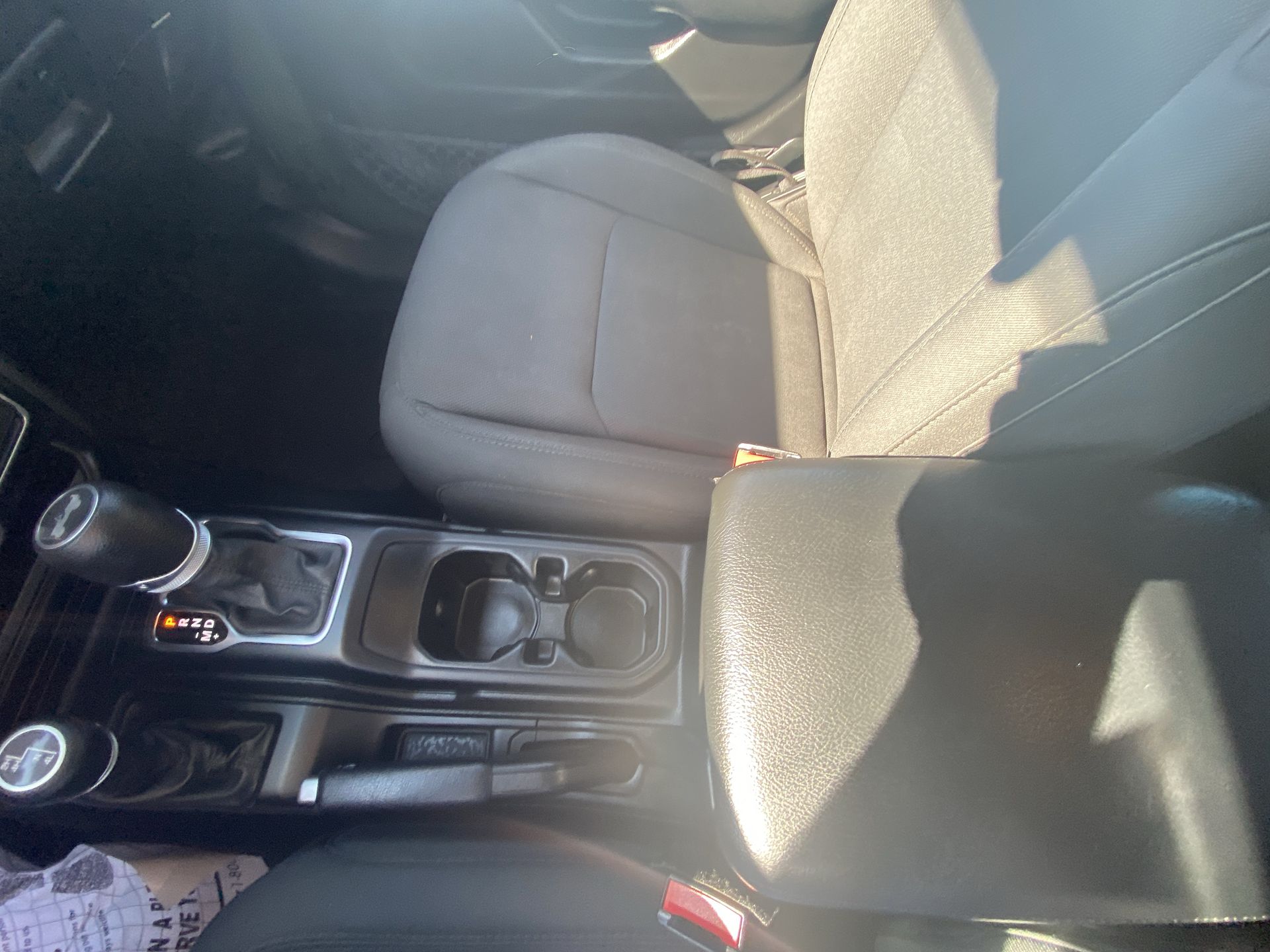 2021 Jeep Wrangler Willys - Photo 20