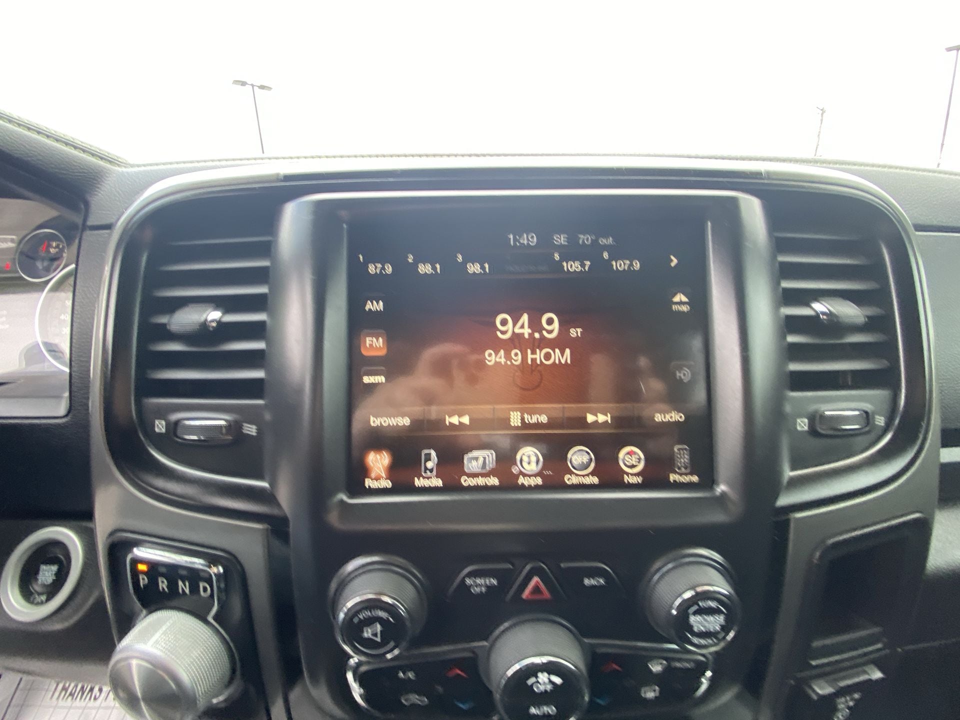 2017 RAM Ram 1500 Pickup Sport - Photo 16
