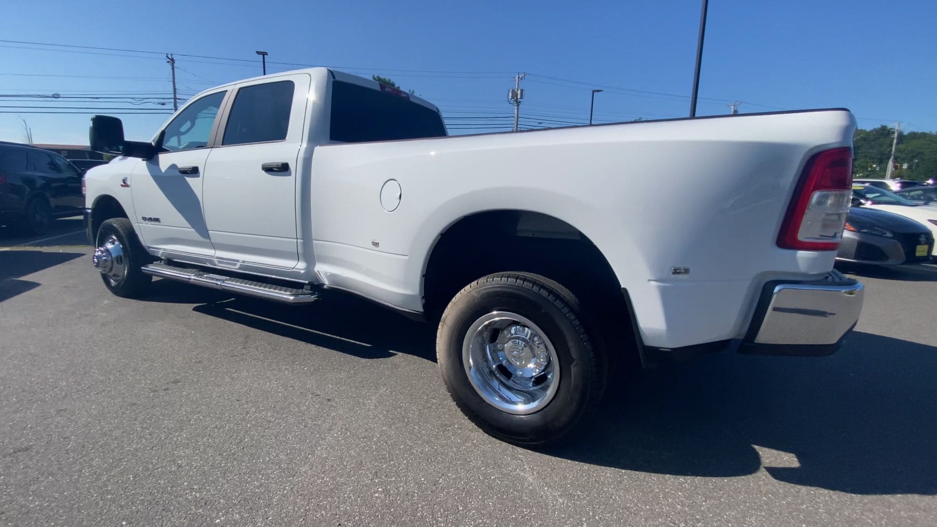 2024 RAM Ram 3500 Pickup Big Horn - Photo 8