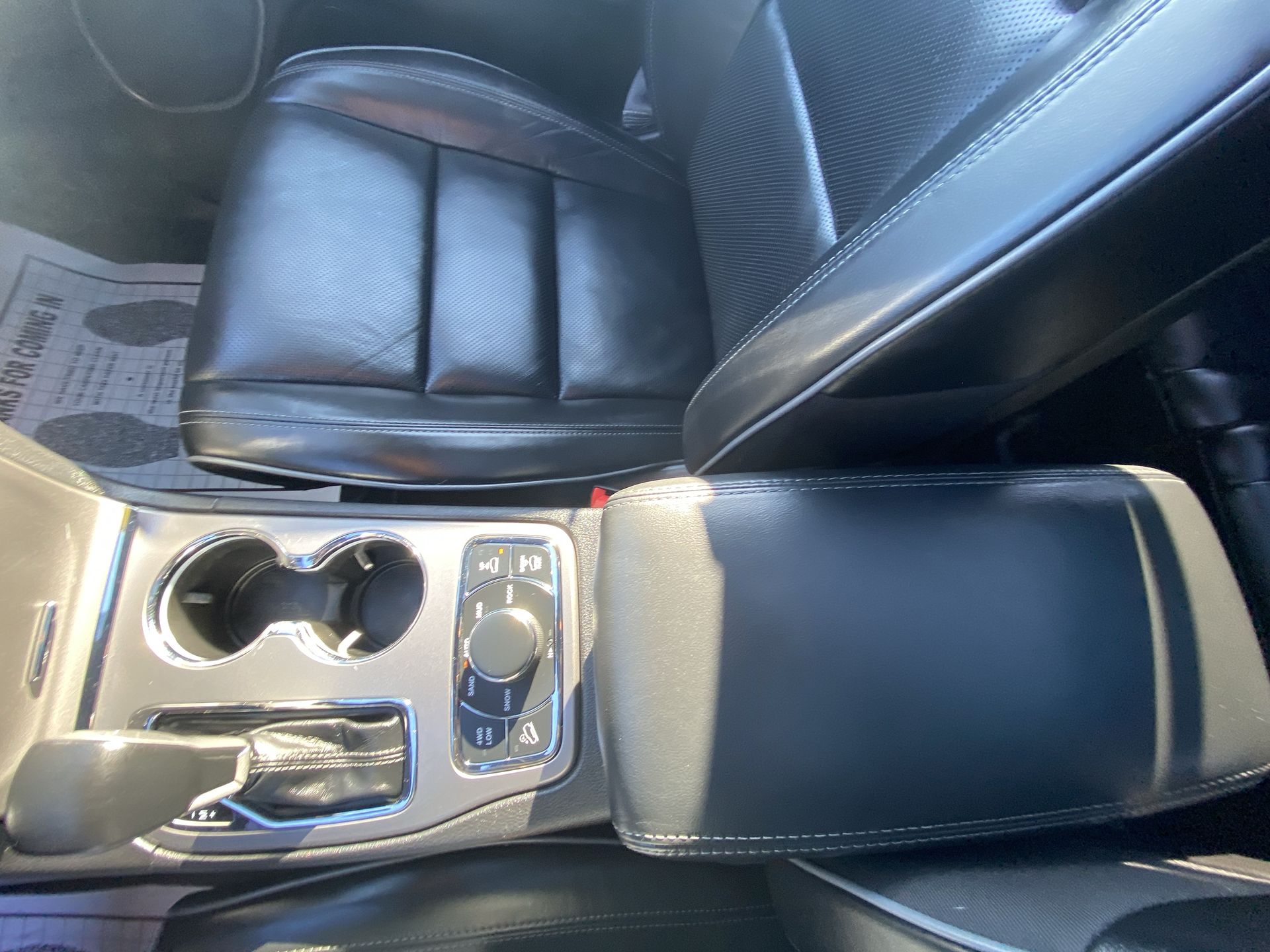 2021 Jeep Grand Cherokee Overland - Photo 20
