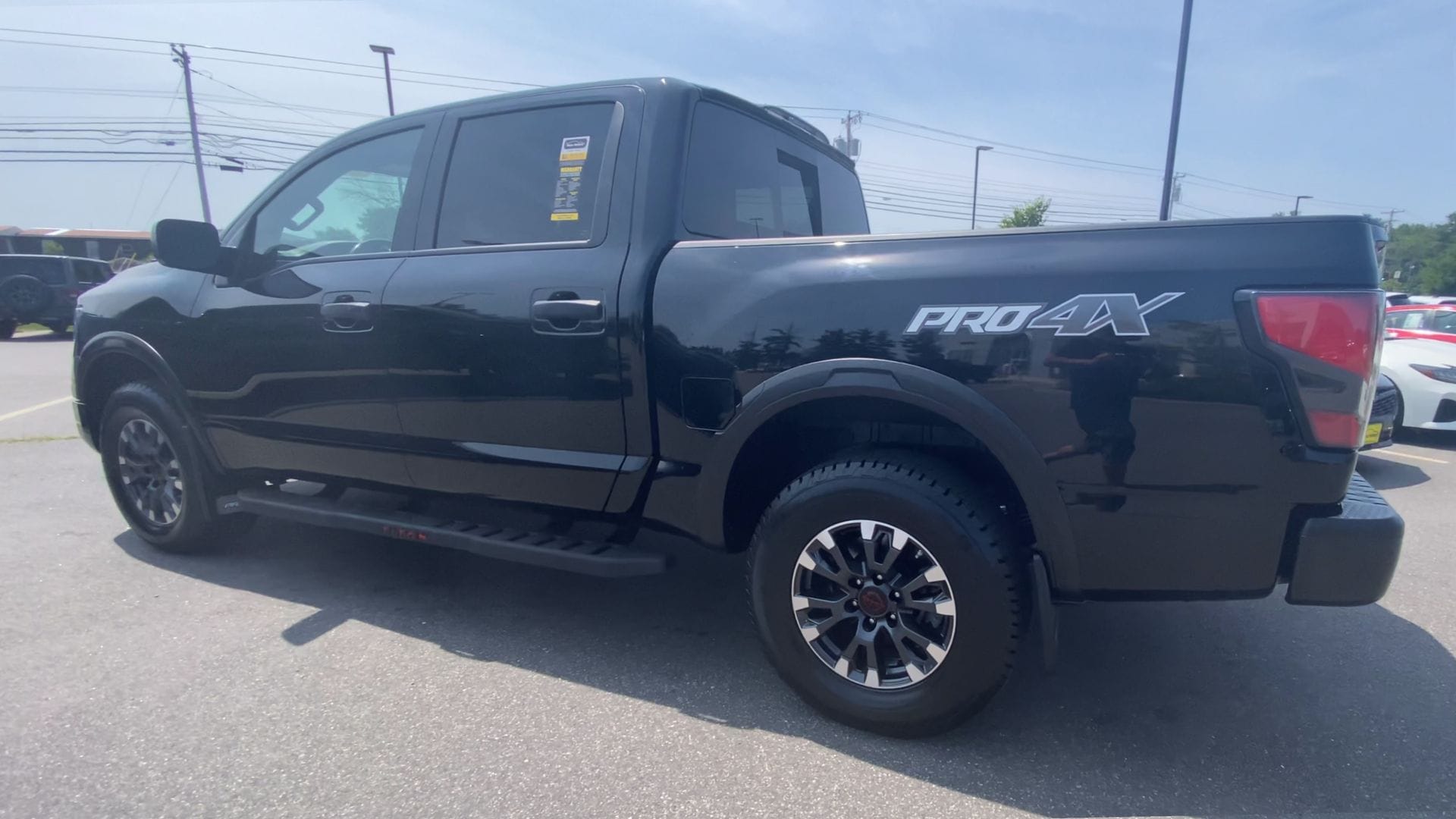 2023 Nissan Titan PRO-4X - Photo 7