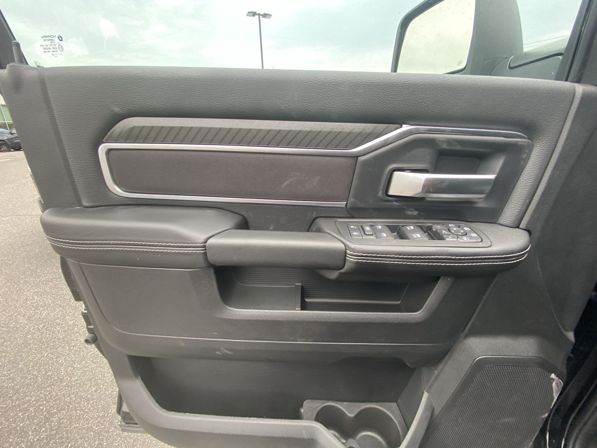2026 RAM 3500 Big Horn - Photo 13