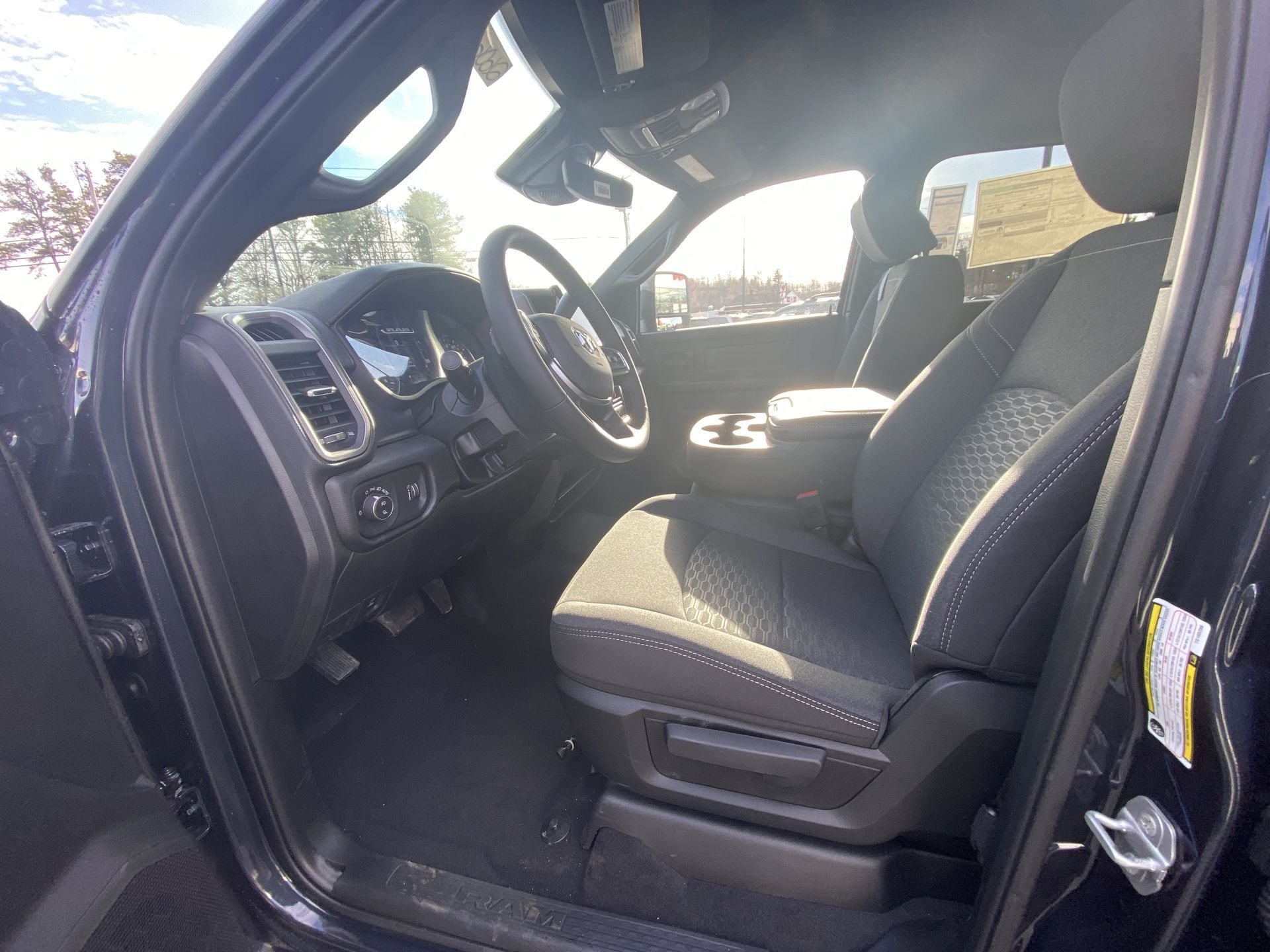 2026 RAM 2500 Tradesman - Photo 11