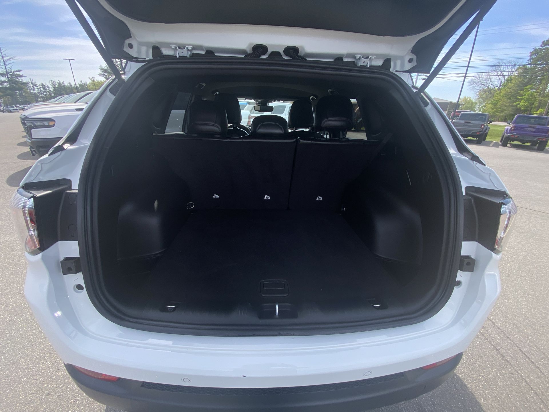 2025 Jeep Compass Limited - Photo 22