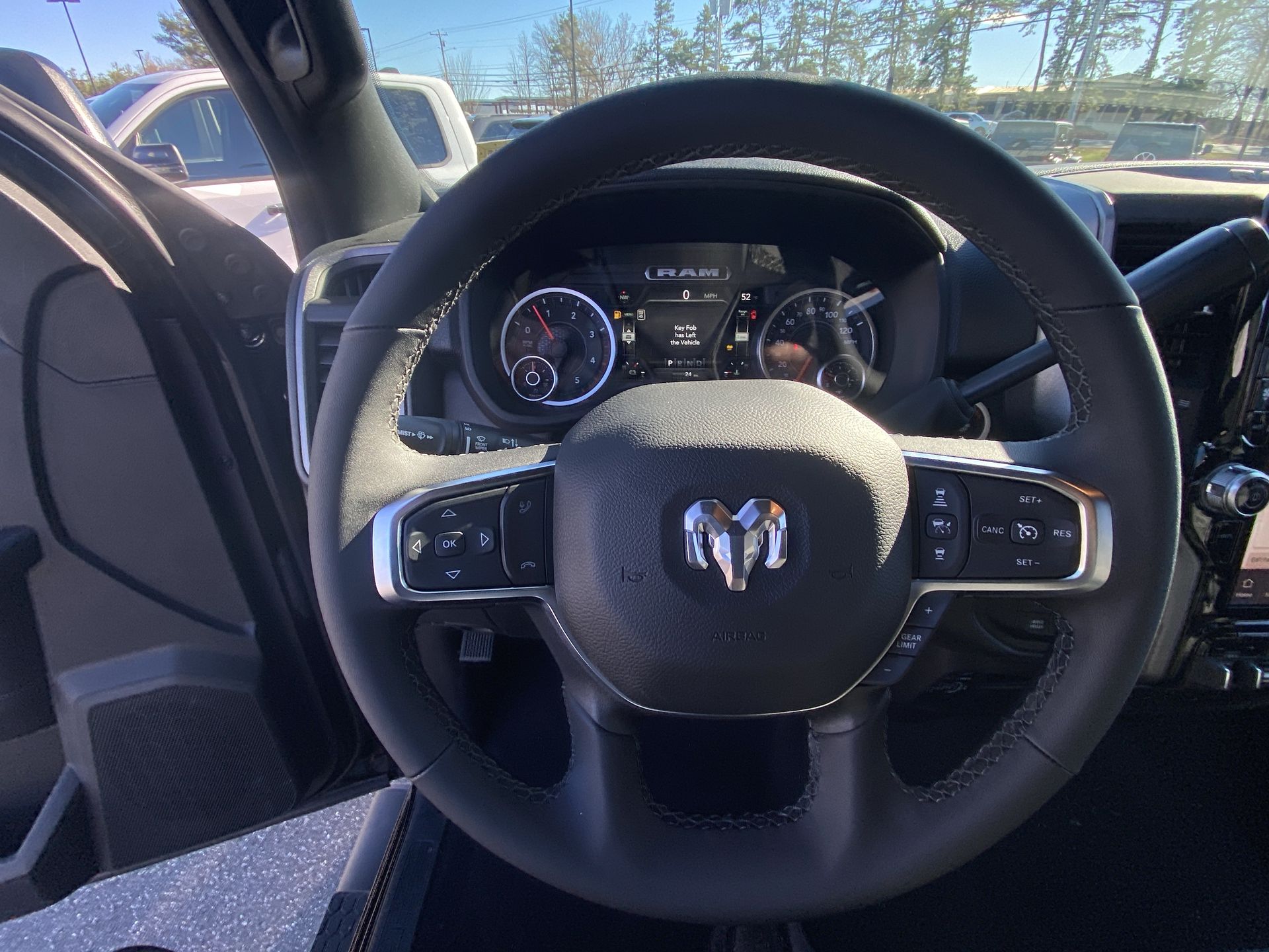 2026 RAM 2500 Tradesman - Photo 14