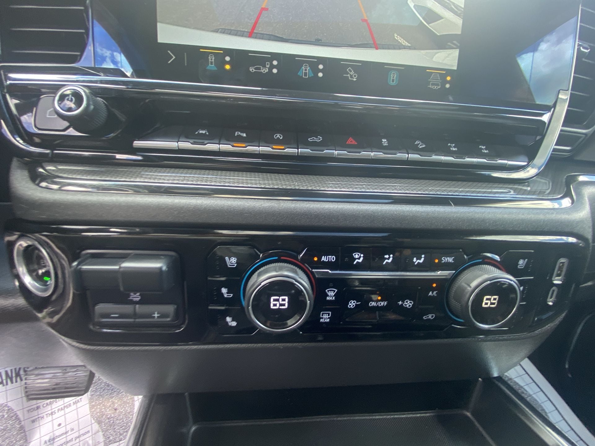 2023 Chevrolet Silverado 1500 ZR2 - Photo 18