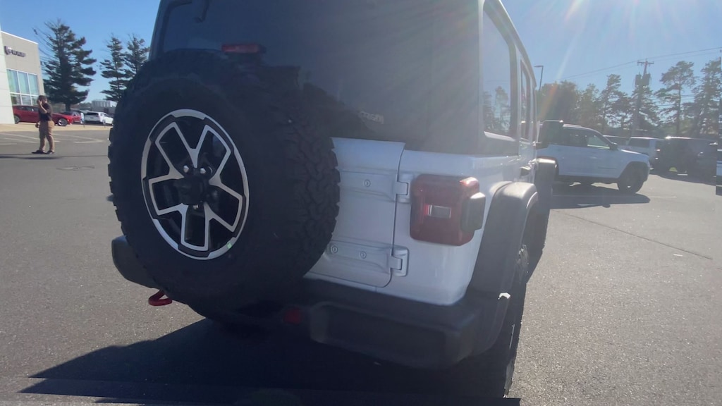 New 2025 Jeep Wrangler 4-DOOR RUBICON Sport Utility