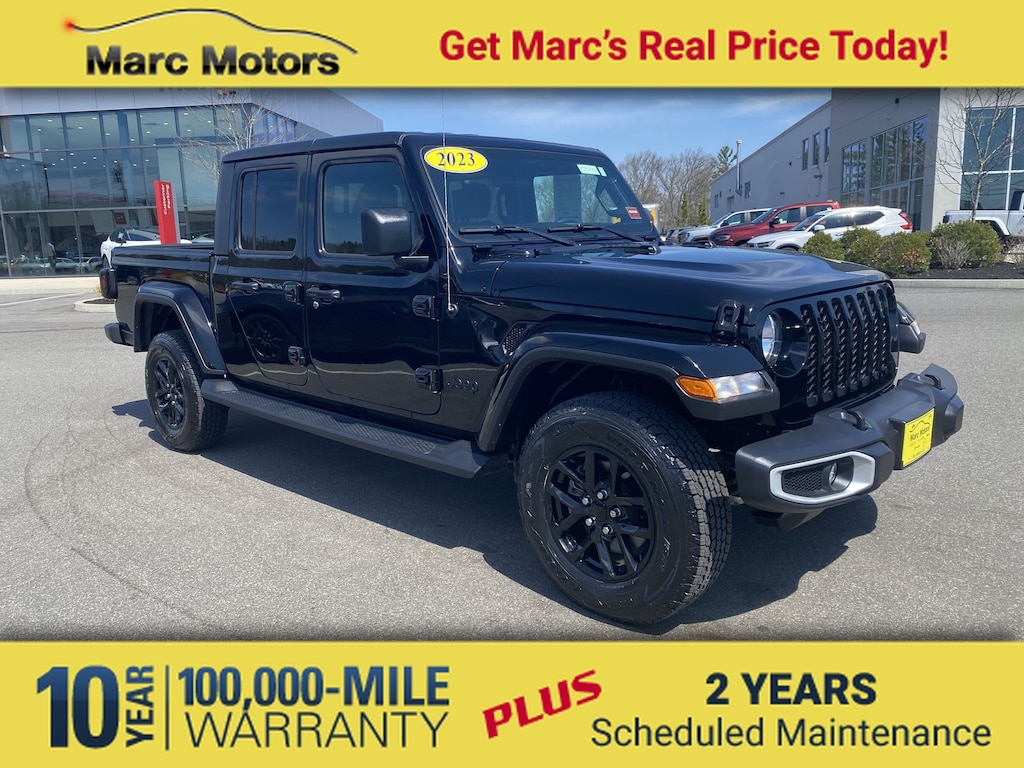 Used 2023 Jeep Gladiator Sport Truck Crew Cab