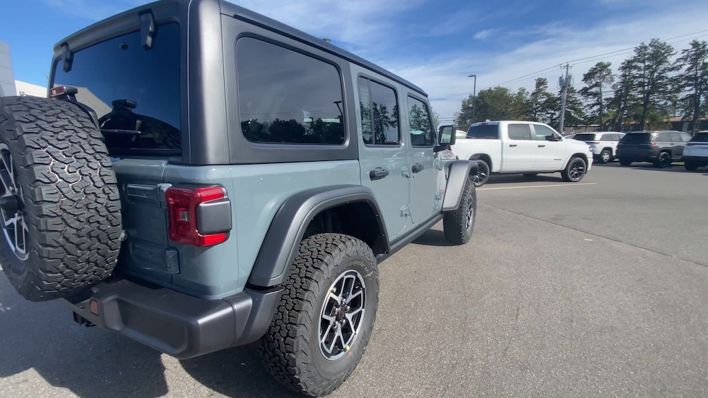 New 2025 Jeep Wrangler 4-DOOR RUBICON Sport Utility