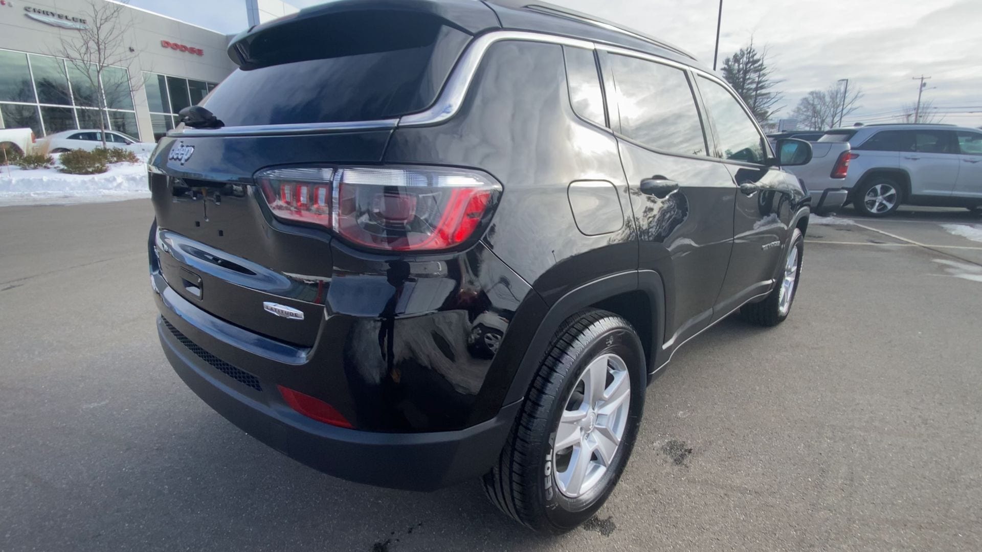 Certified 2022 Jeep Compass Latitude with VIN 3C4NJDBBXNT203139 for sale in Sanford, ME