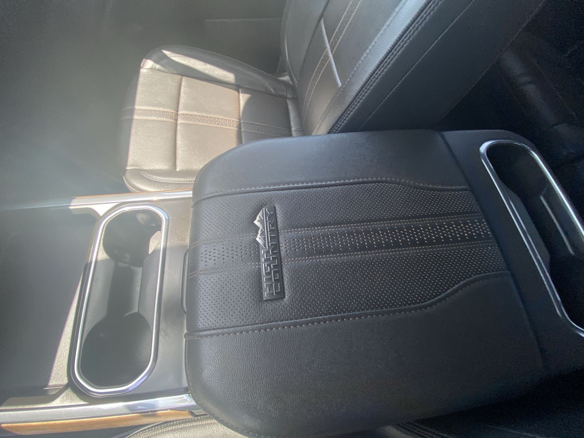 2025 Chevrolet Silverado 3500HD High Country - Photo 20