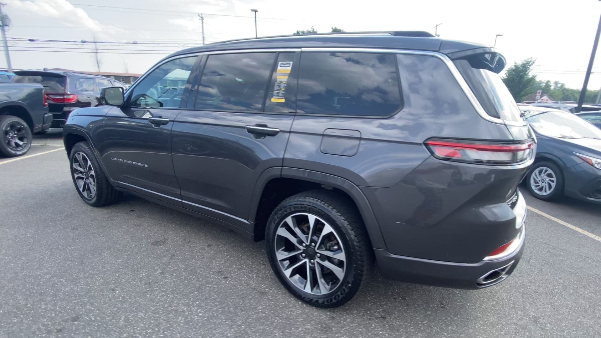 2023 Jeep Grand Cherokee L Overland - Photo 8