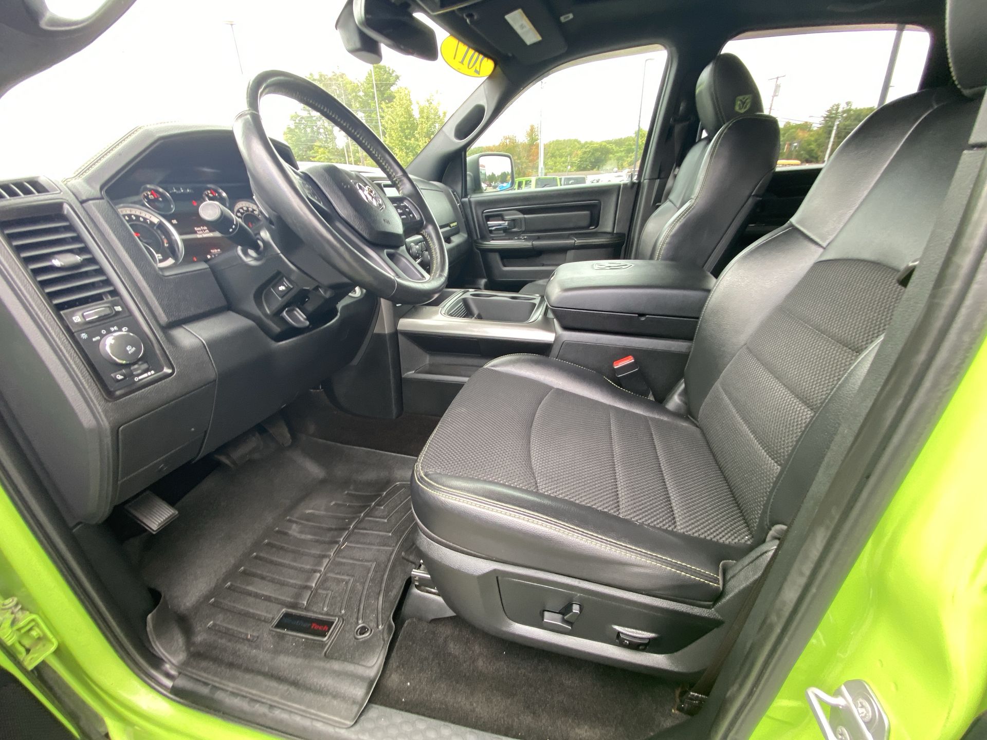 2017 RAM Ram 1500 Pickup Sport - Photo 11