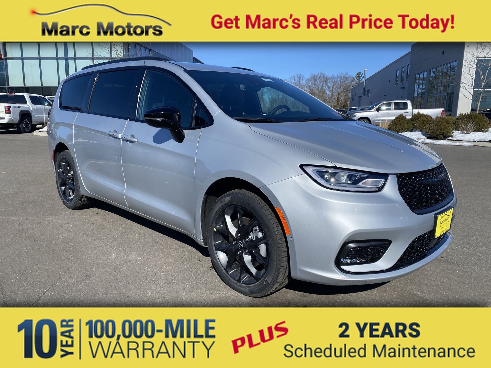 2026 Chrysler Pacifica Passenger Van 