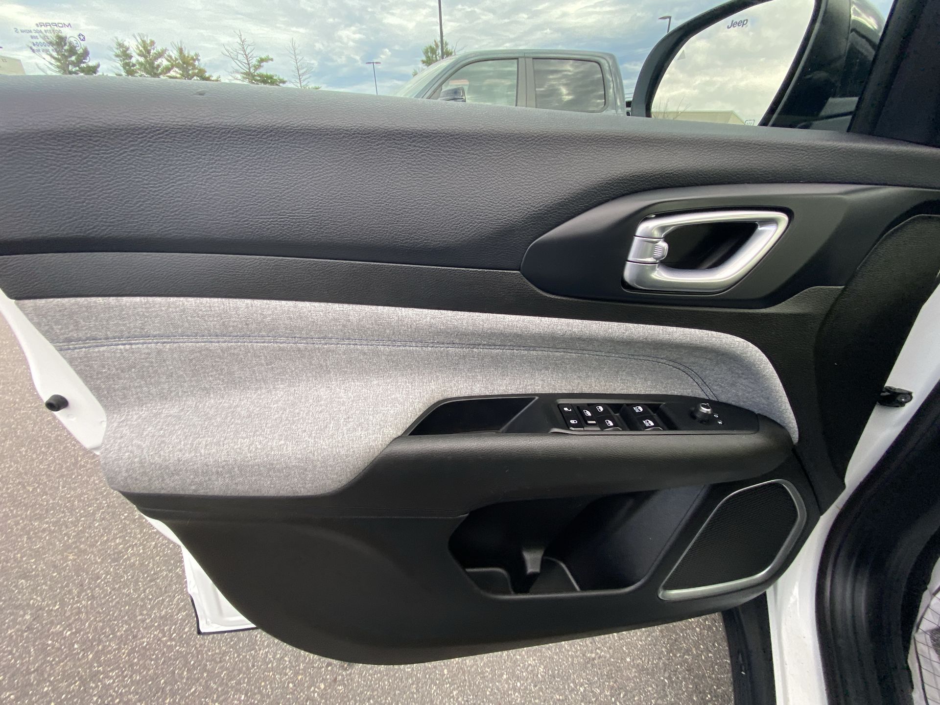 2024 Jeep Compass Latitude - Photo 13