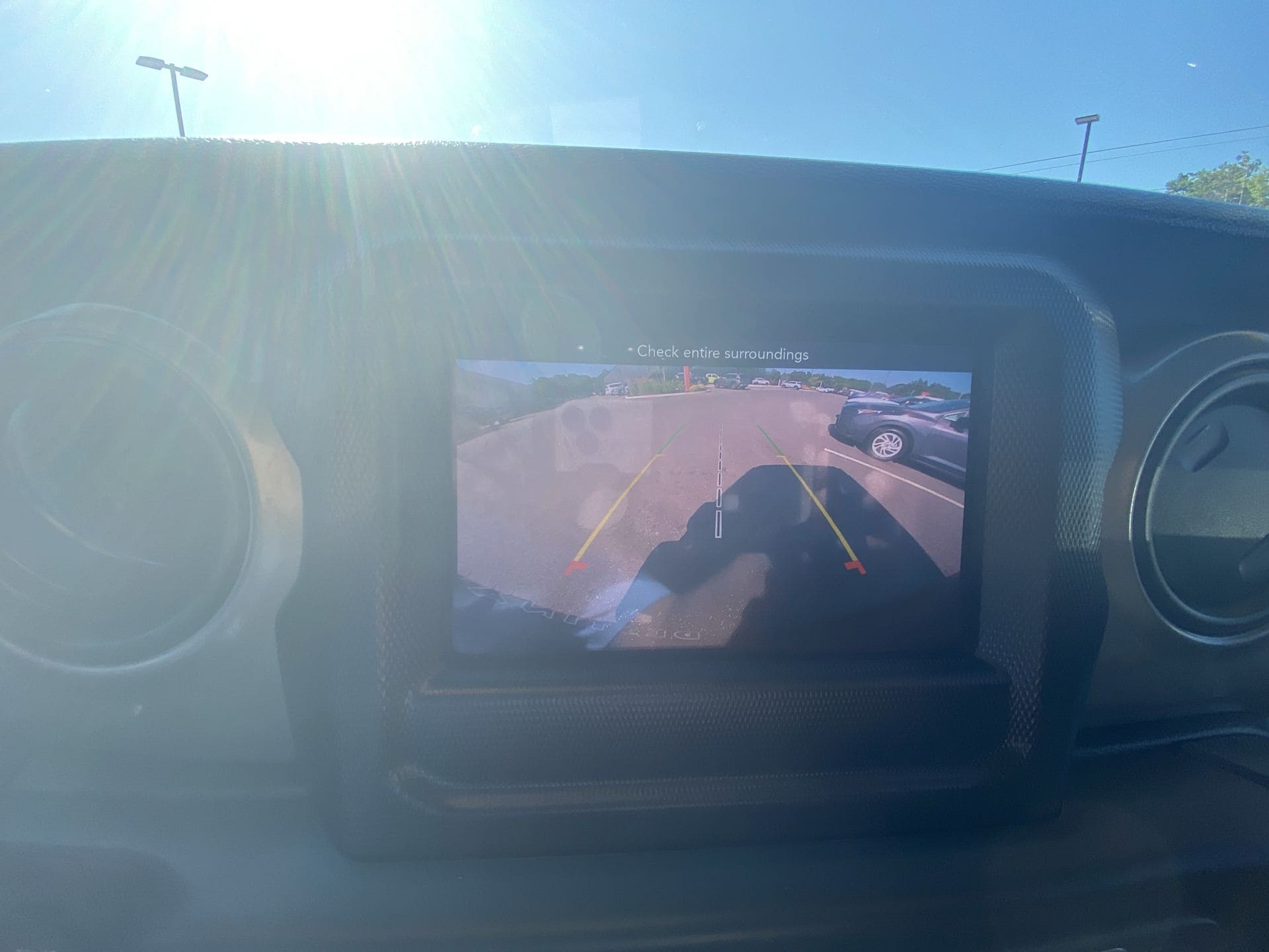 2021 Jeep Wrangler Willys - Photo 17
