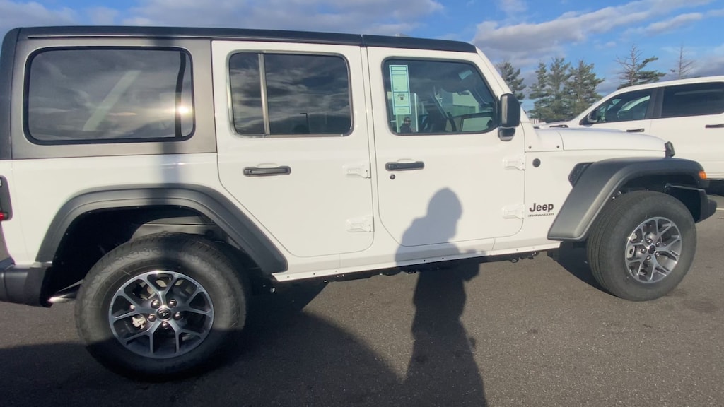 New 2026 Jeep Wrangler 4-DOOR SPORT S Sport Utility