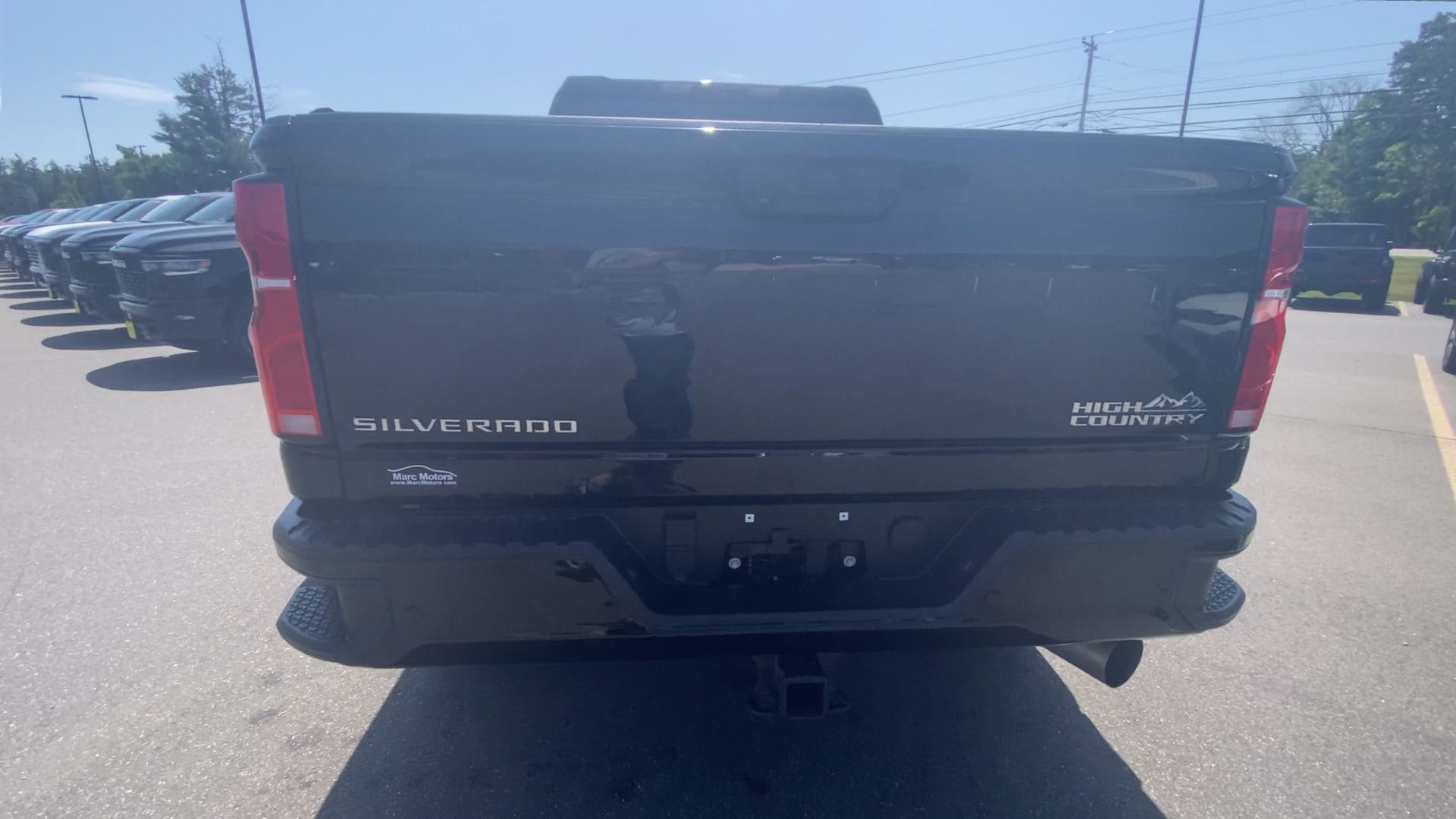 2025 Chevrolet Silverado 3500HD High Country - Photo 9