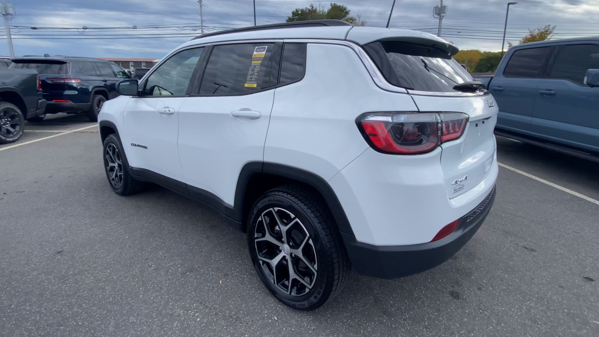 2024 Jeep Compass Latitude - Photo 8