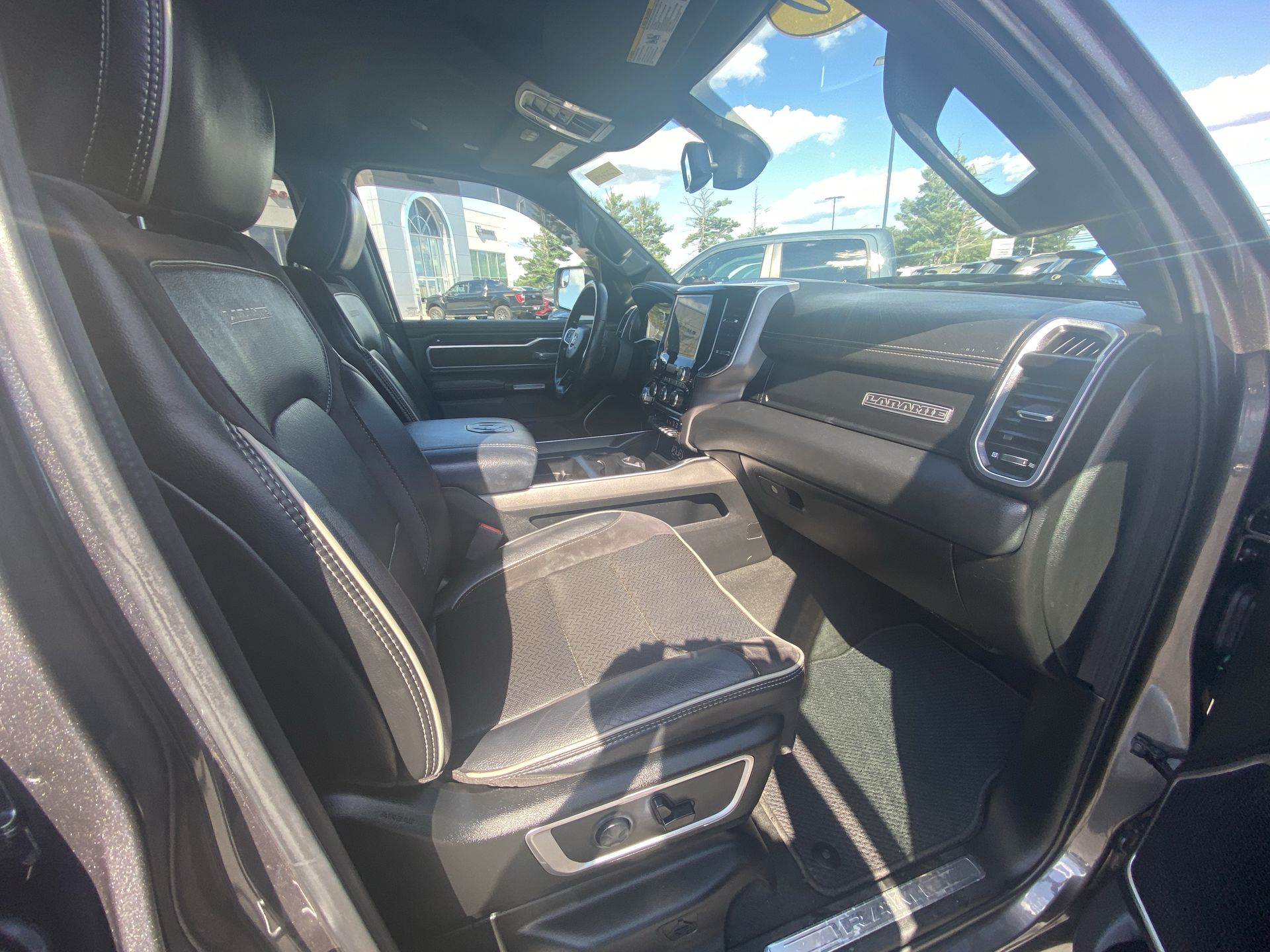 2020 RAM Ram 1500 Pickup Laramie - Photo 23