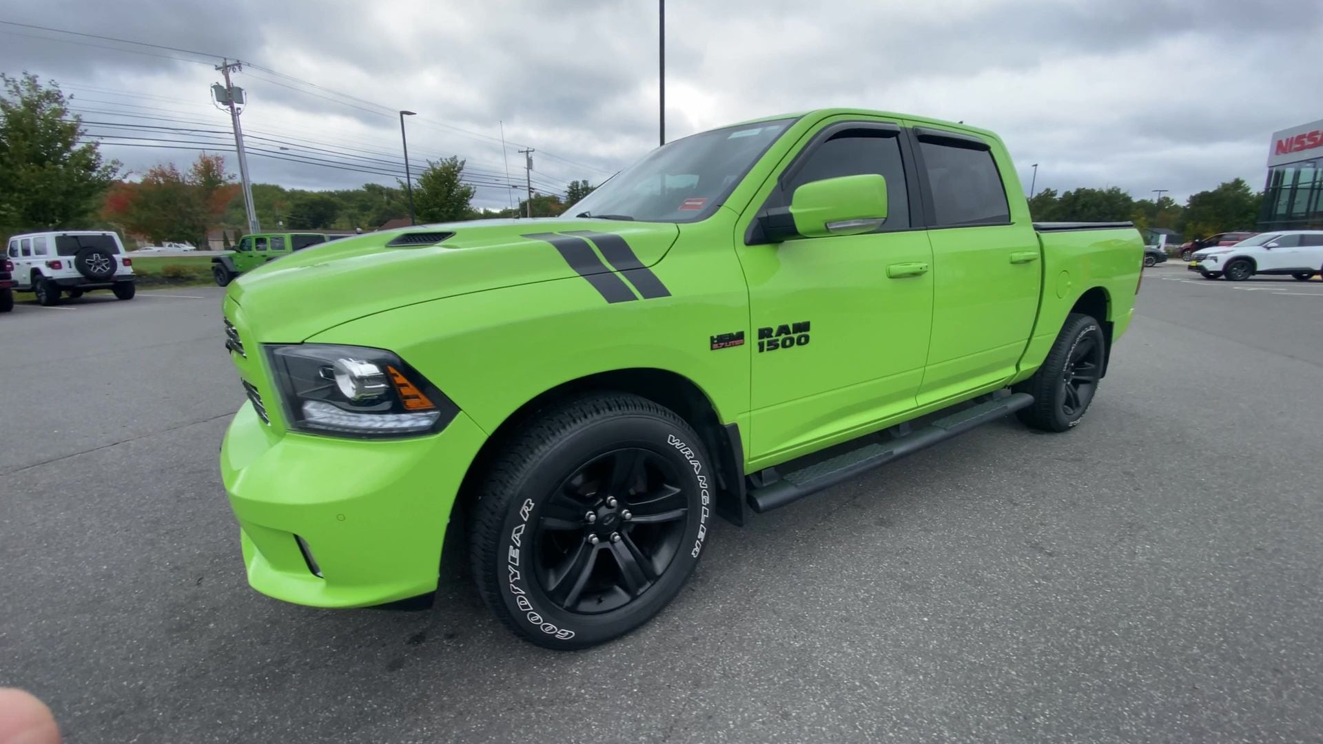 2017 RAM Ram 1500 Pickup Sport - Photo 6