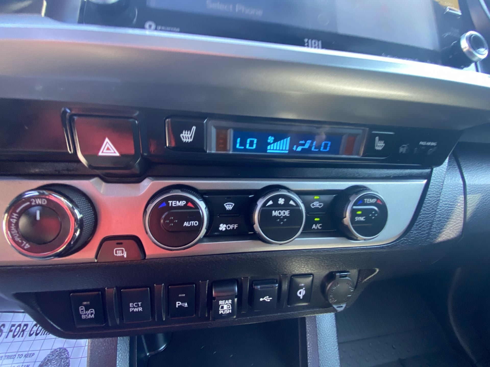 2023 Toyota Tacoma Limited - Photo 17