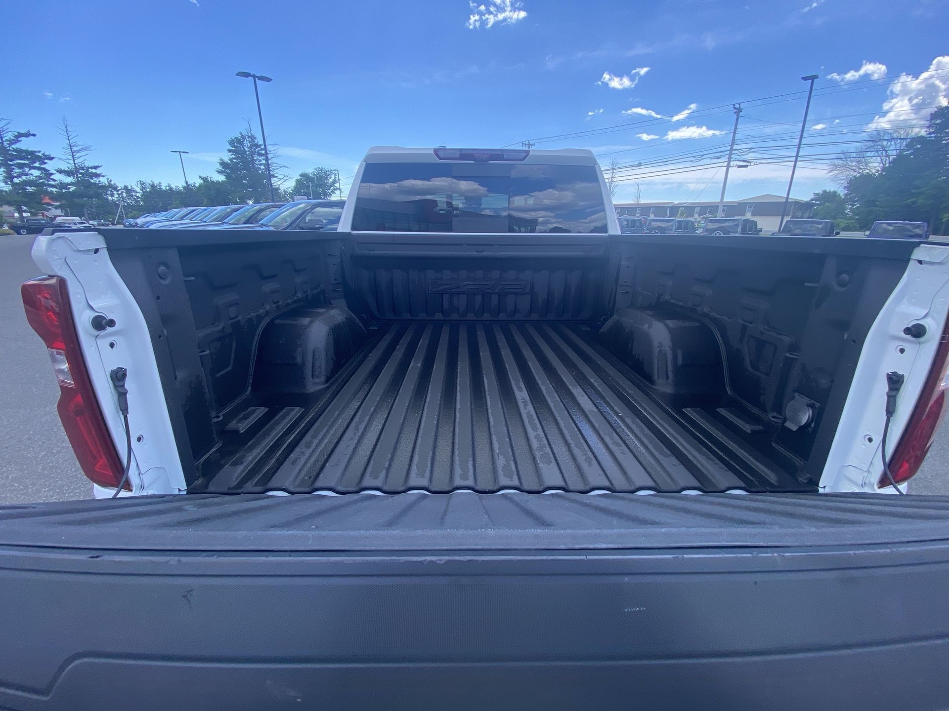 2023 Chevrolet Silverado 1500 ZR2 - Photo 23