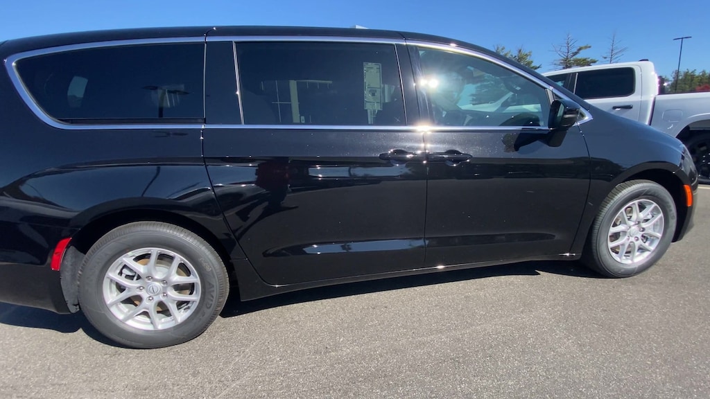 New 2026 Chrysler Voyager LX Cargo Van