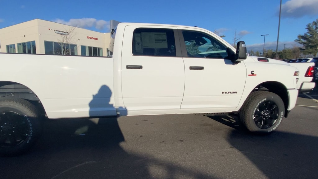 New 2026 Ram 3500 BIG HORN CREW CAB 4X4 8' BOX Pickup