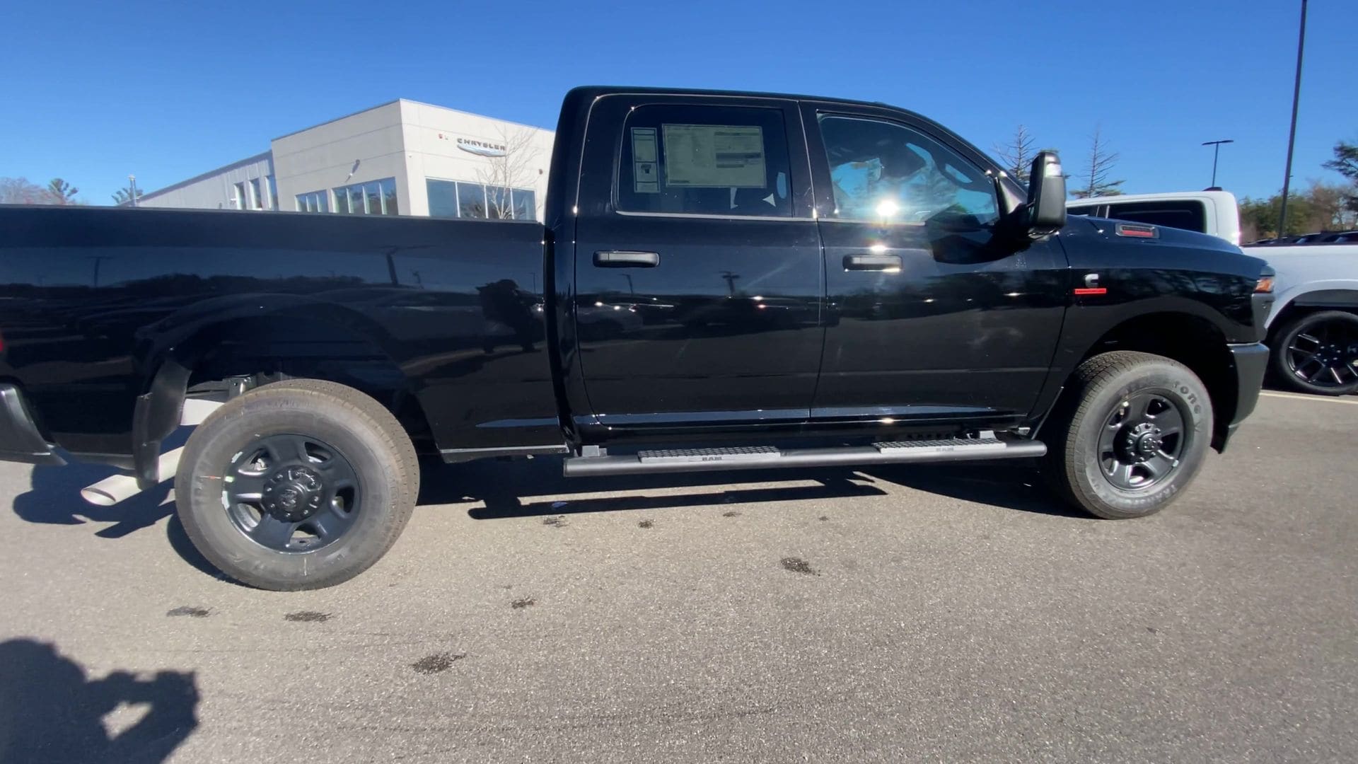 2026 RAM 2500 Tradesman - Photo 3