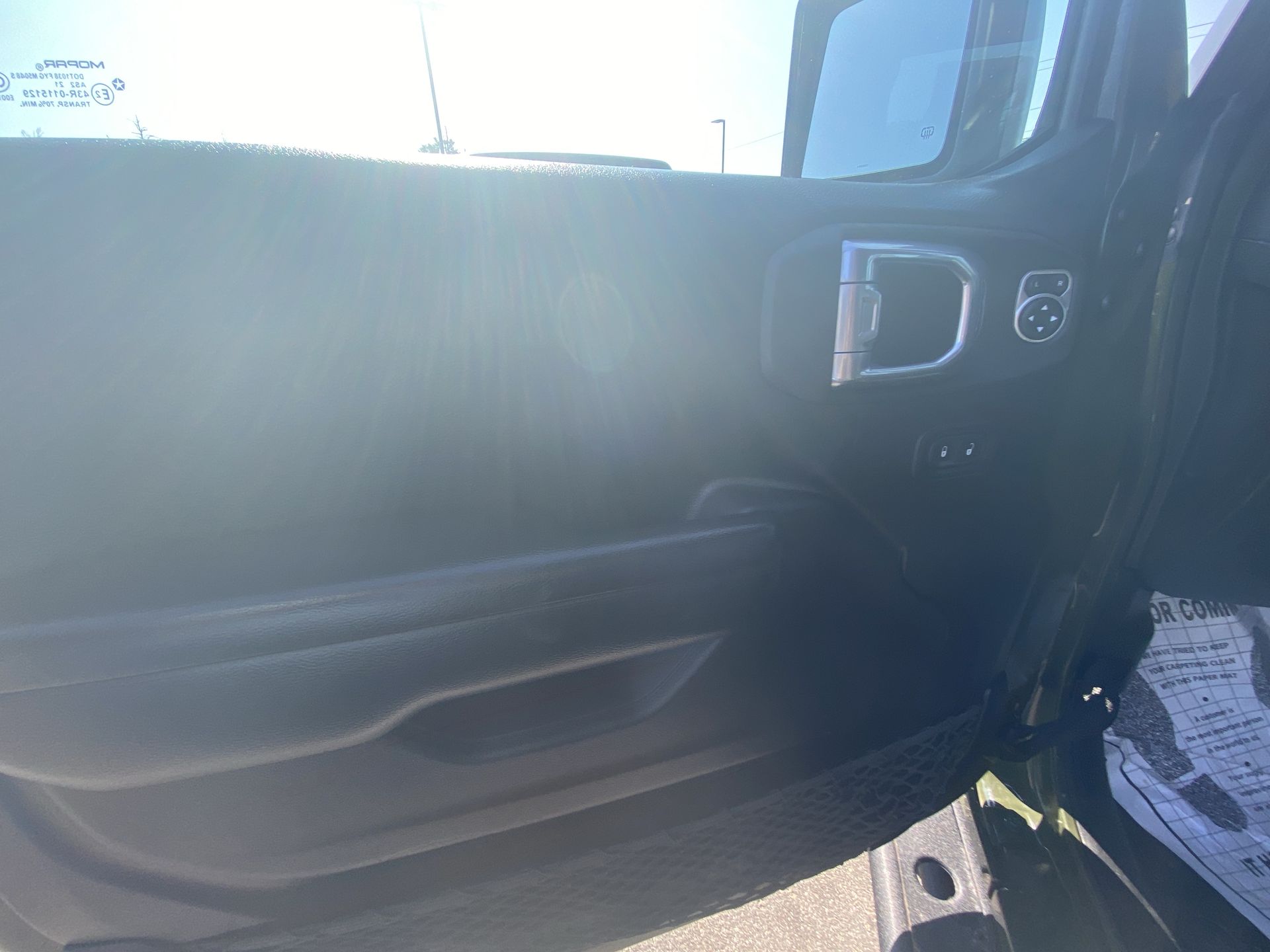 2021 Jeep Wrangler Willys - Photo 13