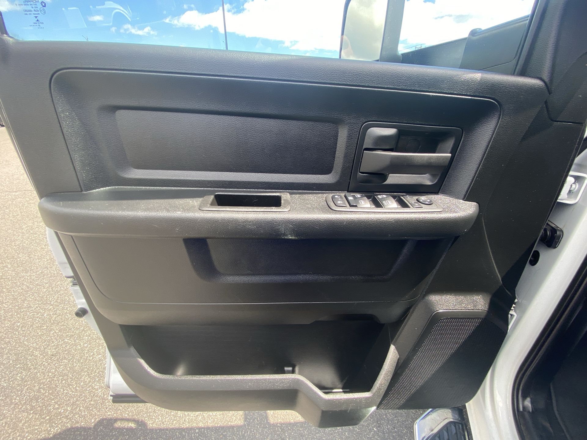 2022 RAM Ram 3500 Pickup Tradesman - Photo 13