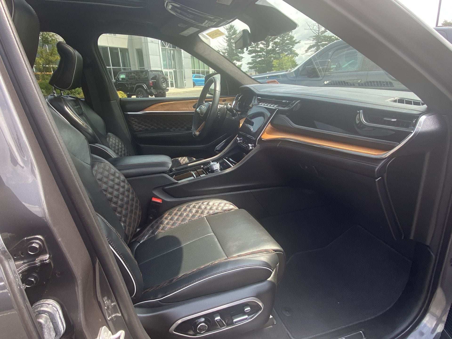 2025 Jeep Grand Cherokee L Summit Reserve - Photo 25