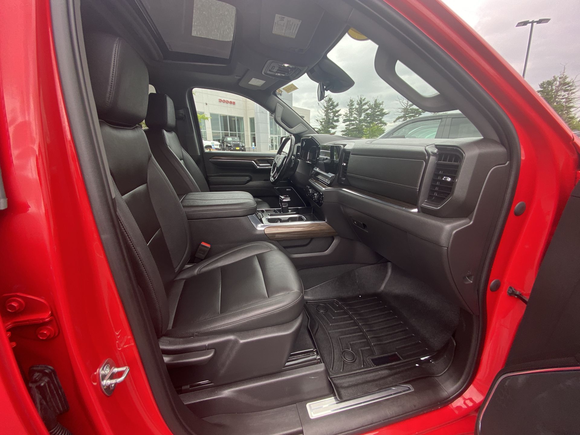 2023 Chevrolet Silverado 1500 RST - Photo 25