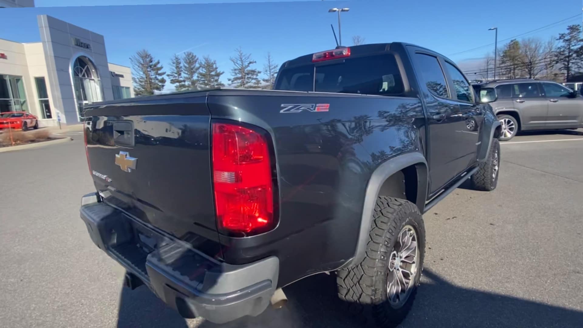 Used 2018 Chevrolet Colorado ZR2 with VIN 1GCGTEEN3J1231574 for sale in Sanford, ME