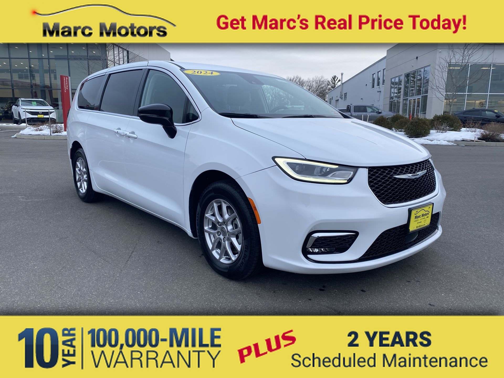 2024 Chrysler Pacifica Van Passenger Van 