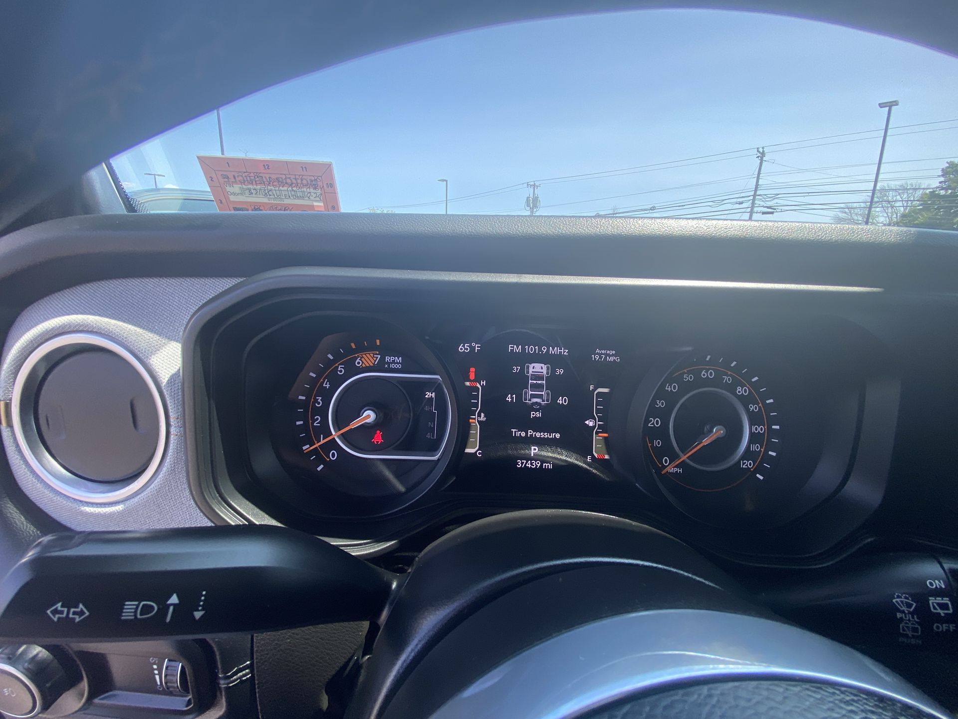 2024 Jeep Wrangler 4-Door Sahara - Photo 15