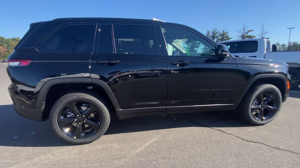 New 2025 Jeep Grand Cherokee ALTITUDE X 4X4 Sport Utility