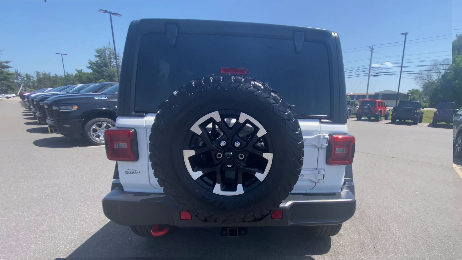 2025 Jeep Wrangler 4-Door Rubicon - Photo 9
