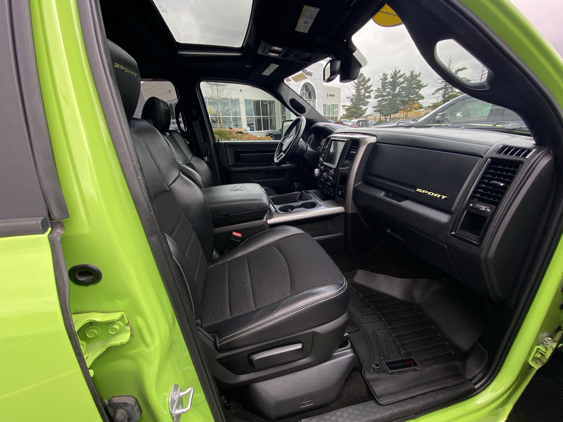 2017 RAM Ram 1500 Pickup Sport - Photo 25