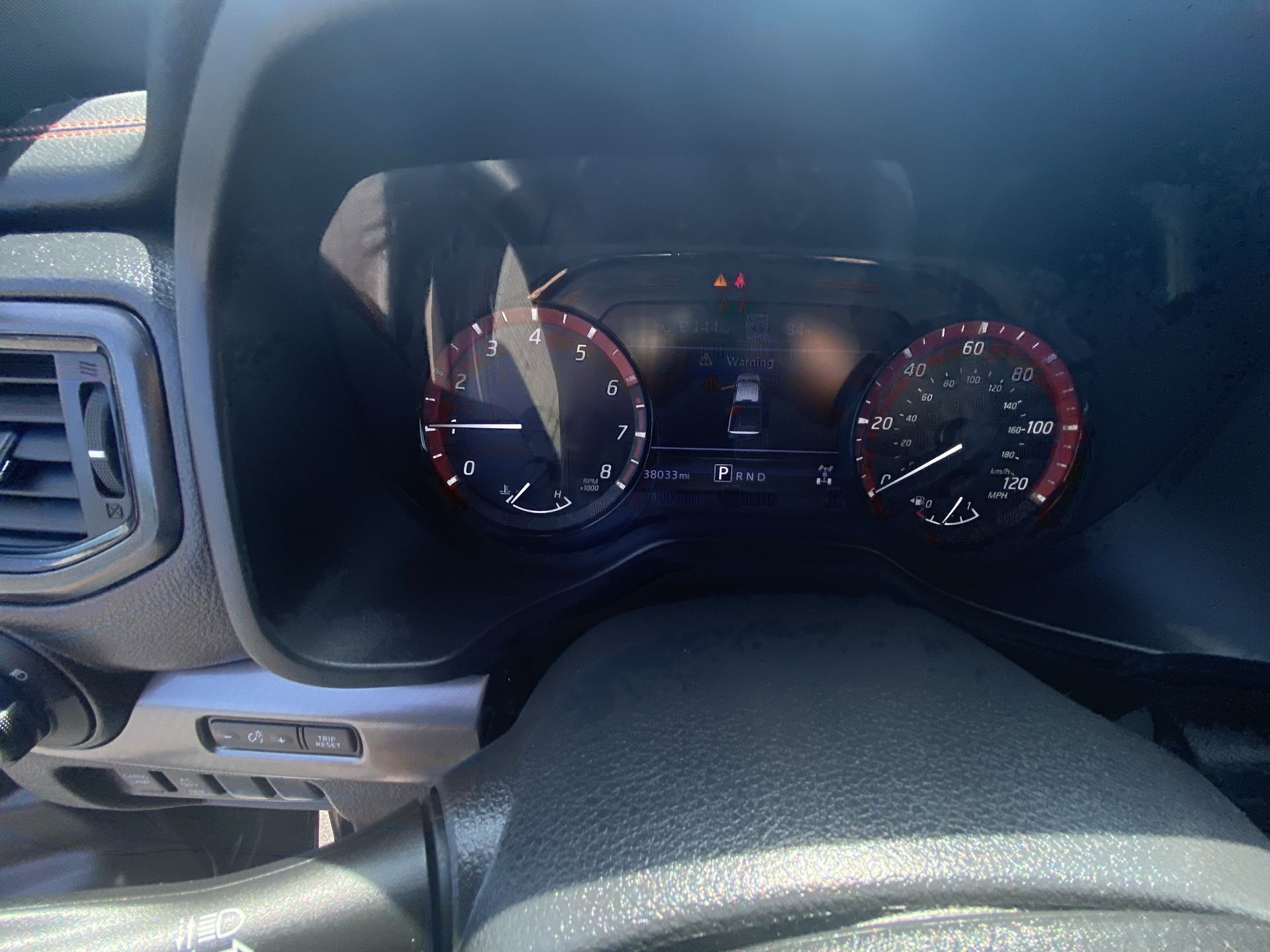 2023 Nissan Titan PRO-4X - Photo 14