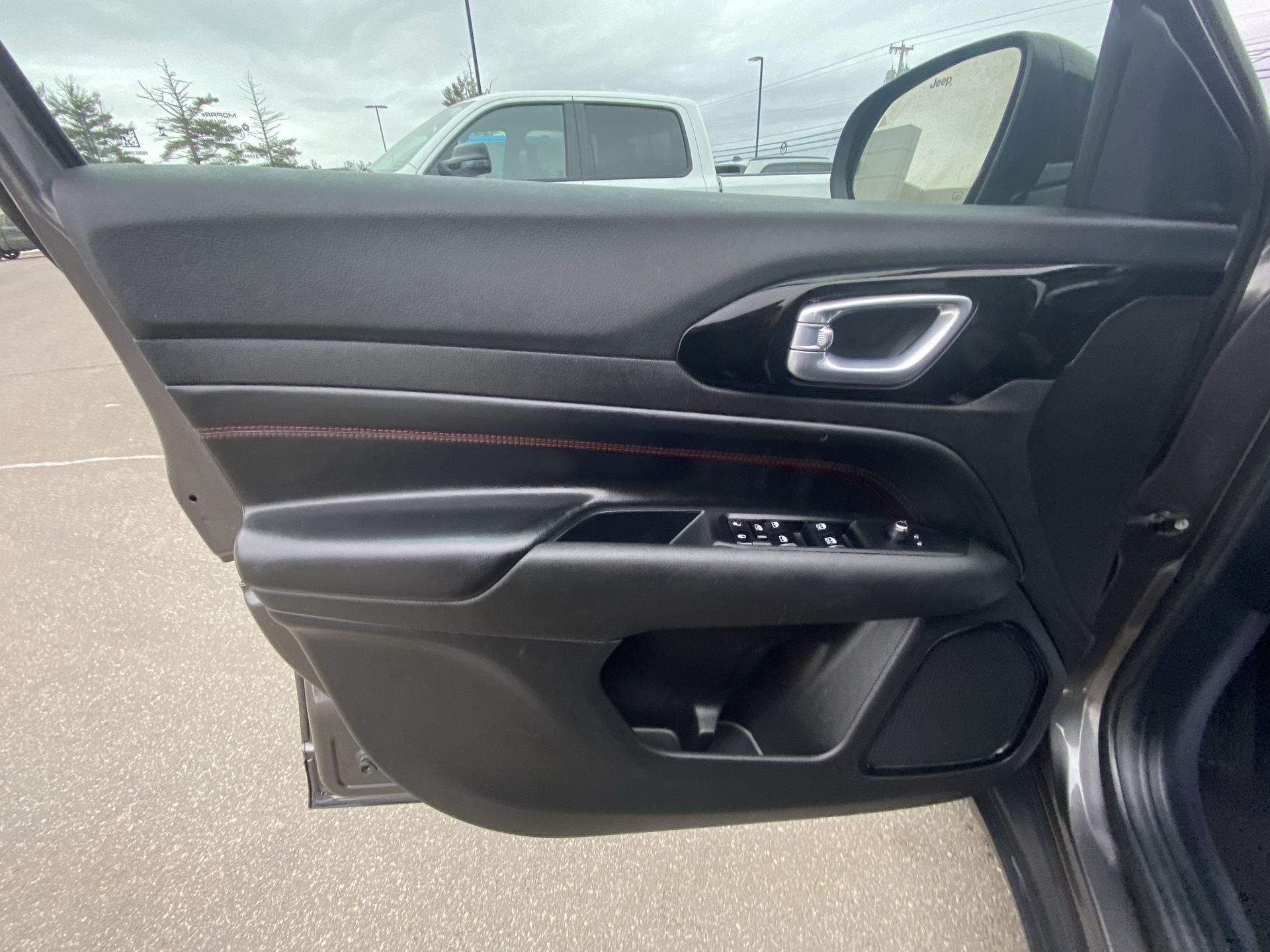 2023 Jeep Compass Trailhawk - Photo 13