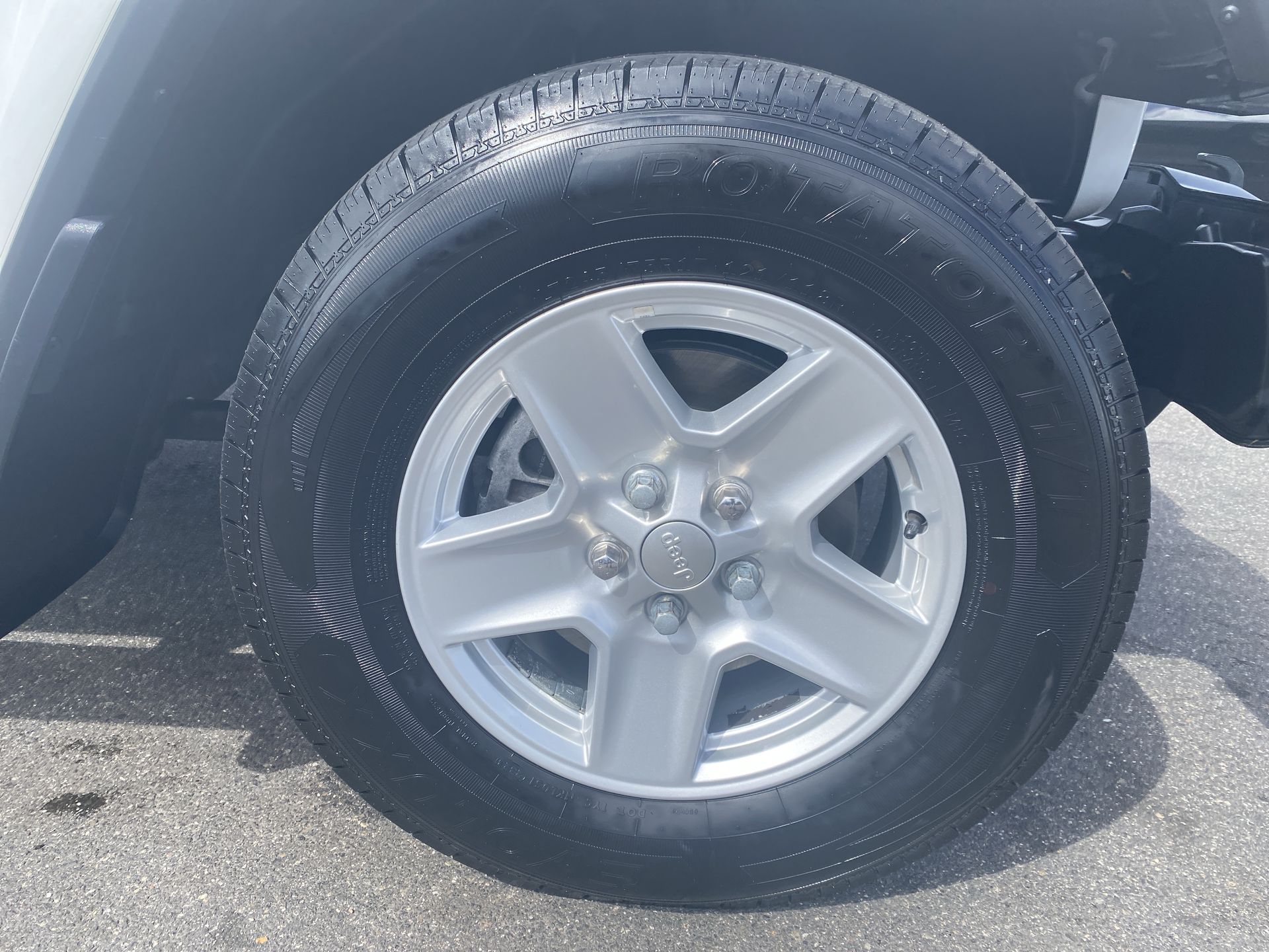 2021 Jeep Gladiator Sport S - Photo 10